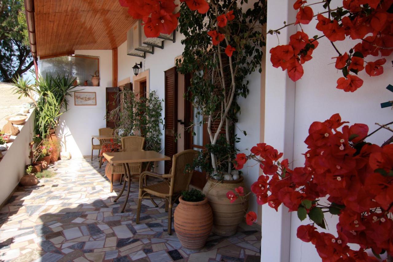 Eleni Goumenaki Plakias Studios Exterior photo